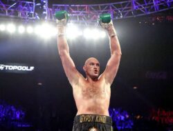 Tyson Fury, Pensiun, dan Hubungan Beracun Bersama Tinju