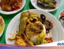 Warung Asli Batusangkar Ini Punya Ikan Bilis dan Sambalado Tanak Jengkol