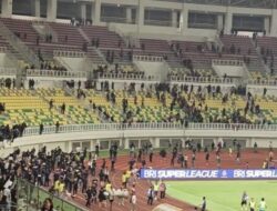 Diwarnai Bentrok Pendukung Berkali-kali, Persita Hancurkan Gaya Kemenangannya Persija